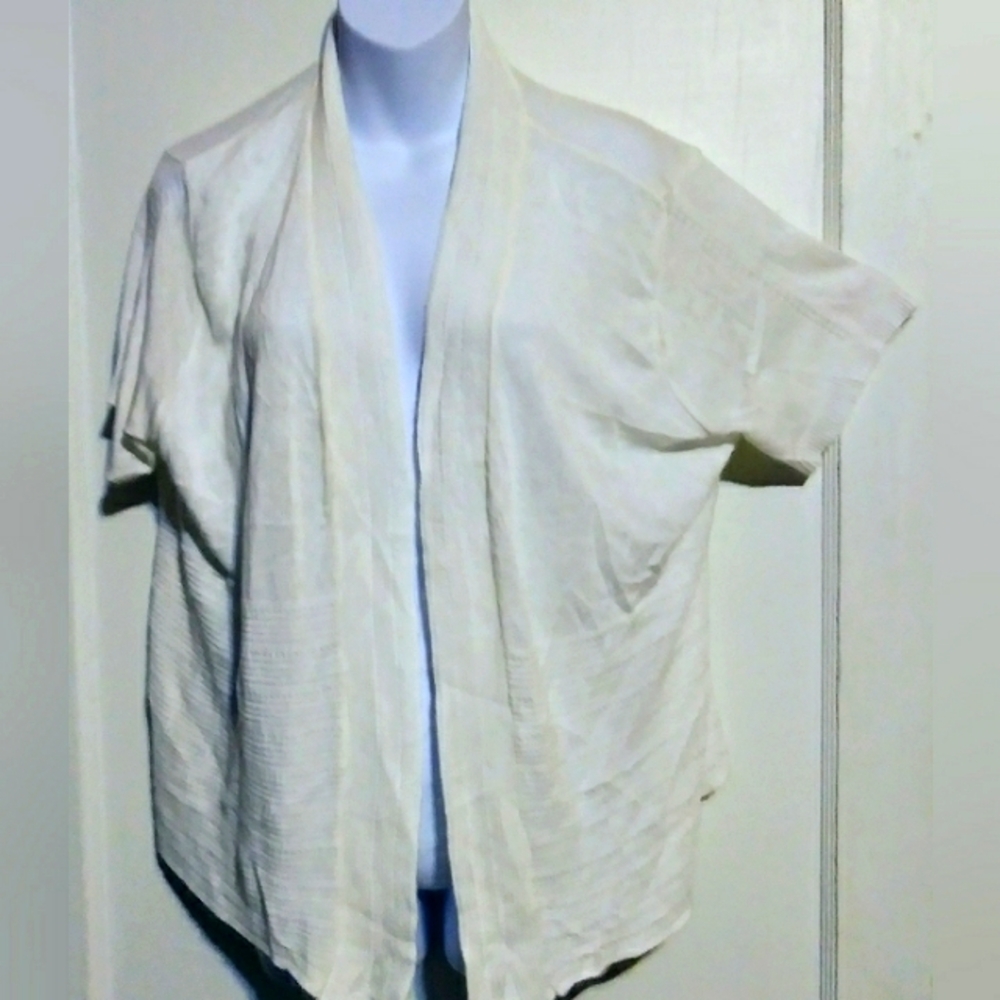 BASIC EDITIONS LADIES WHITE SHORT SLEEVE CARDIGAN